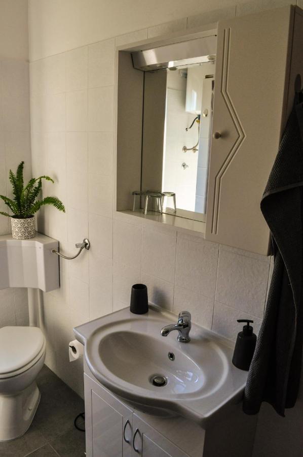 Apartman Anita บูเซต ภายนอก รูปภาพ